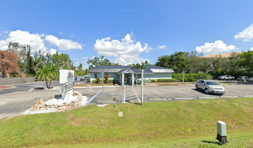 Tails-A-Waggin Animal Hospital & Pet Resort
