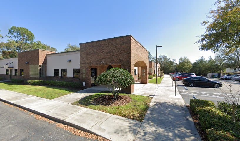 Lake Emma Animal Hospital