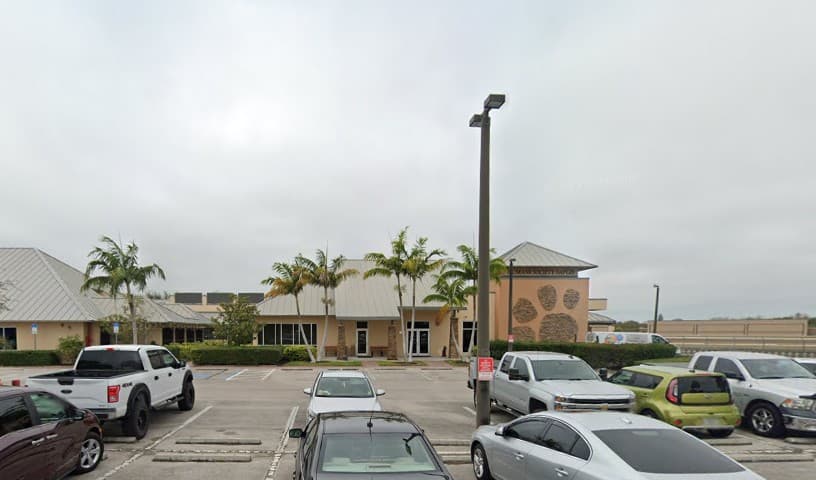 Patty Baker Humane Society Naples: Yawney Family Veterinary Clinic