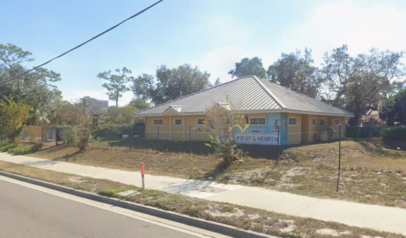 4 Paws Animal Hospital