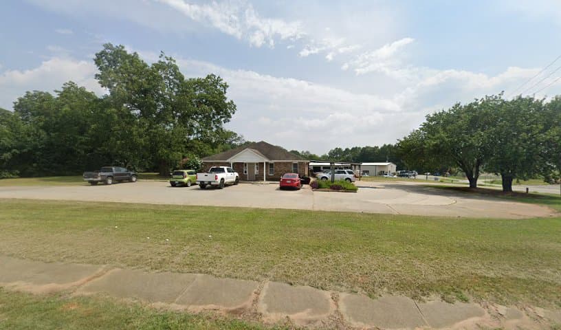Macon County Veterinary Hospital