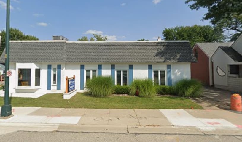 Colonial Veterinary Clinic