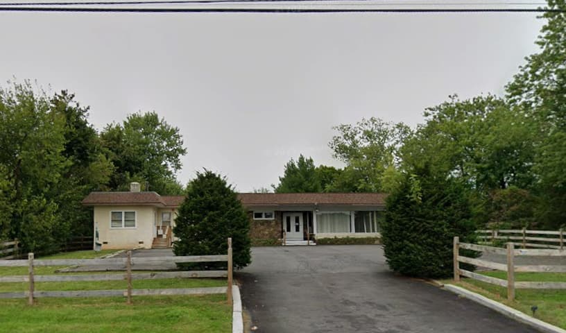 Round Valley Animal Hospital