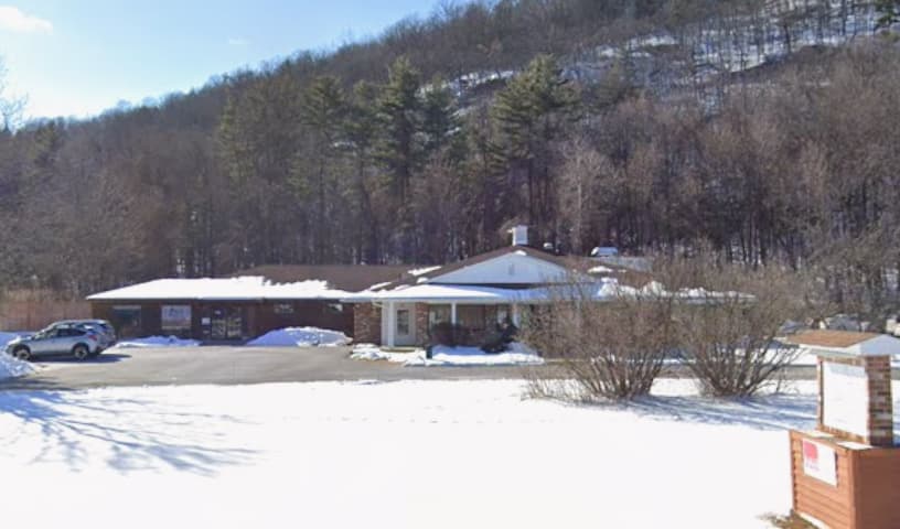 Saratoga Veterinary Hospital PC