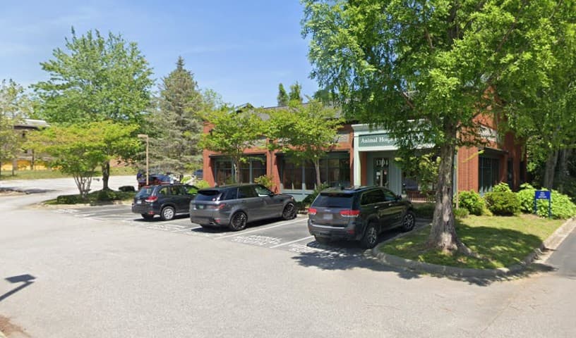 Animal Hospital South