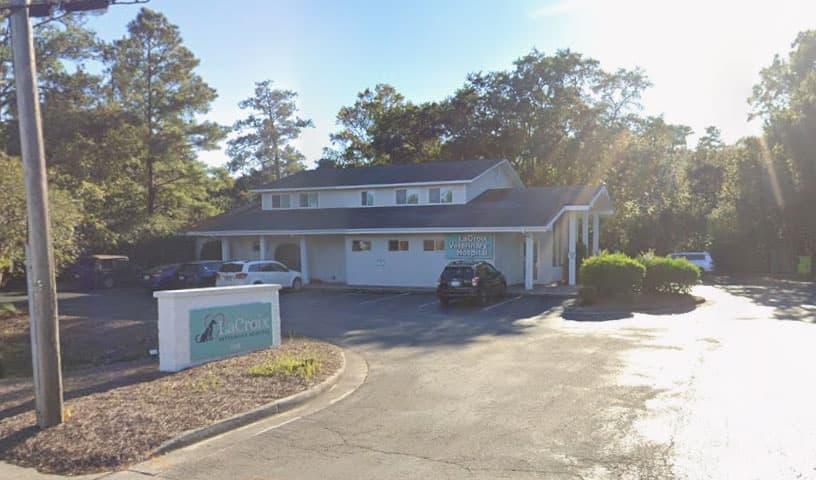 LaCroix Veterinary Hospital