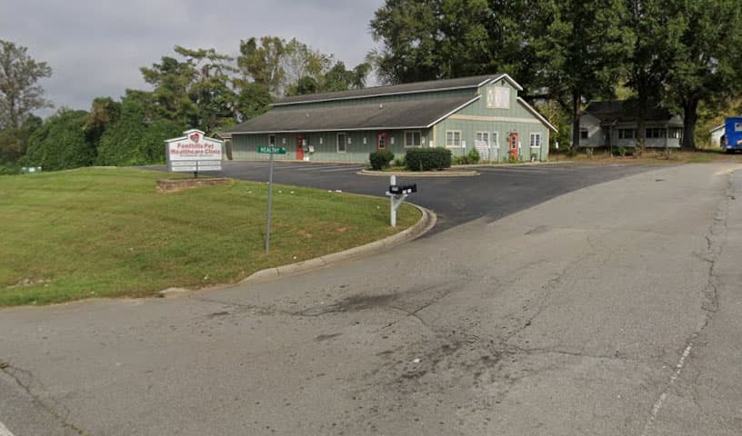 Foothills Pet Healthcare Clinic
