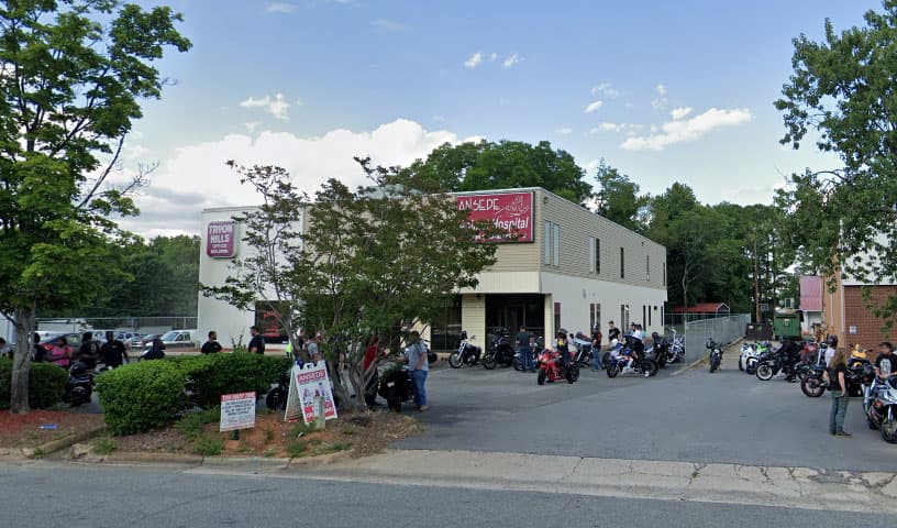 Ansede Animal Hospital