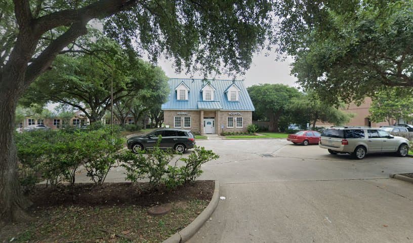 Animal Hospital Highway 6