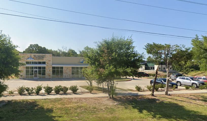 Summit Veterinary Hospital