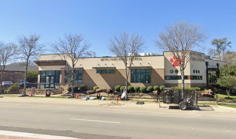 Metro Paws Animal Hospital - Oak Cliff