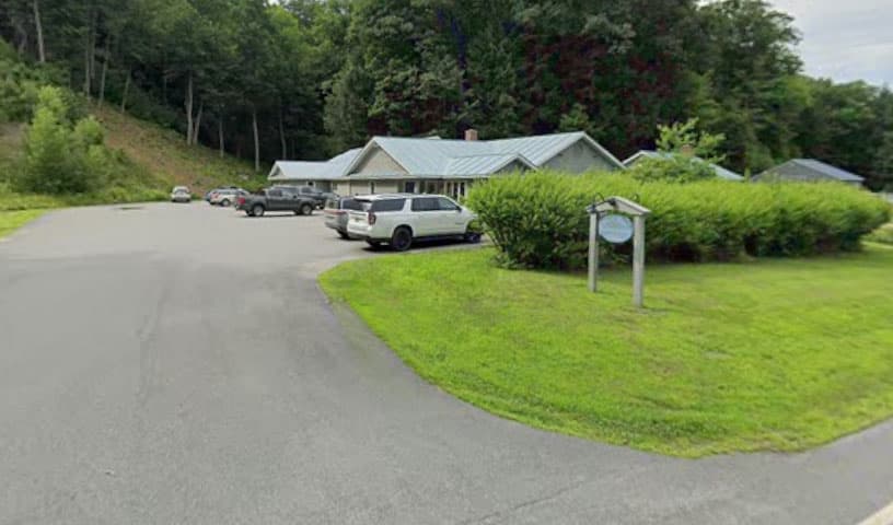 River Road Veterinary Clinic