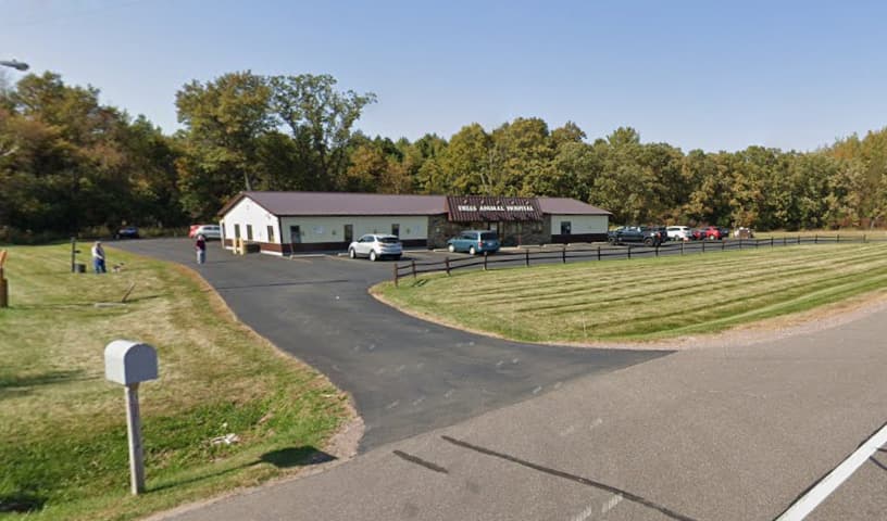 Dells Animal Hospital