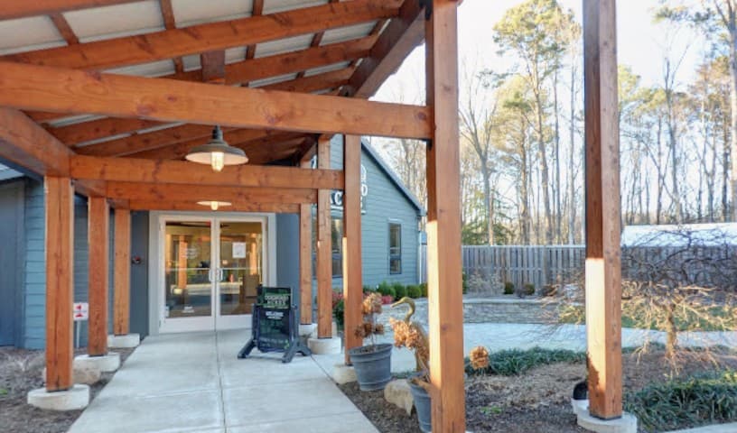 Dogwood Acres Pet Retreat